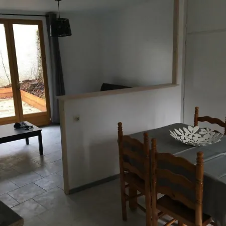 Maison D'architecte Au Bord De L'eau Apartment *